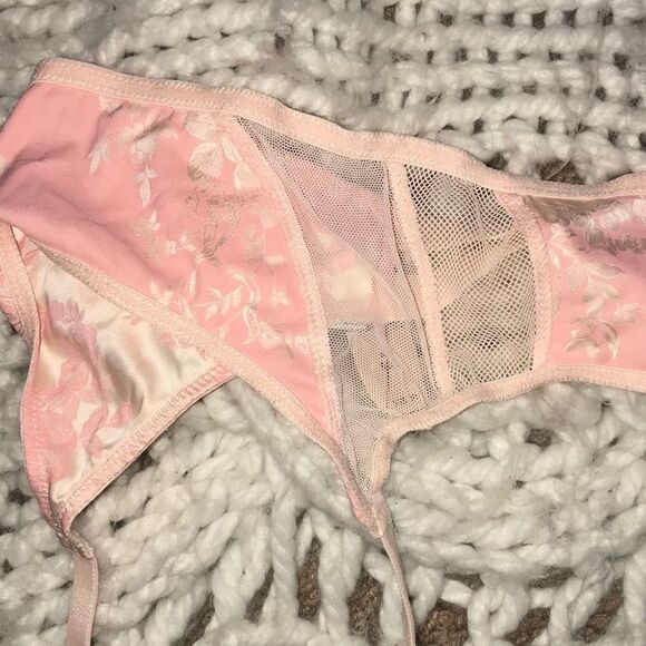 Pink or Eggplant Colored Lace & Floral Garter Belt - Picture 4 of 7